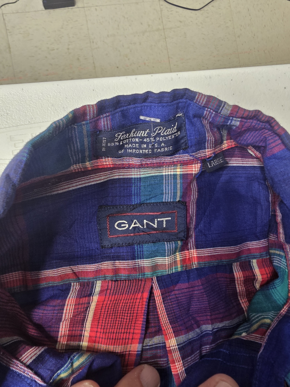 GANT Men's Blue Plaid Button-Up Shirt